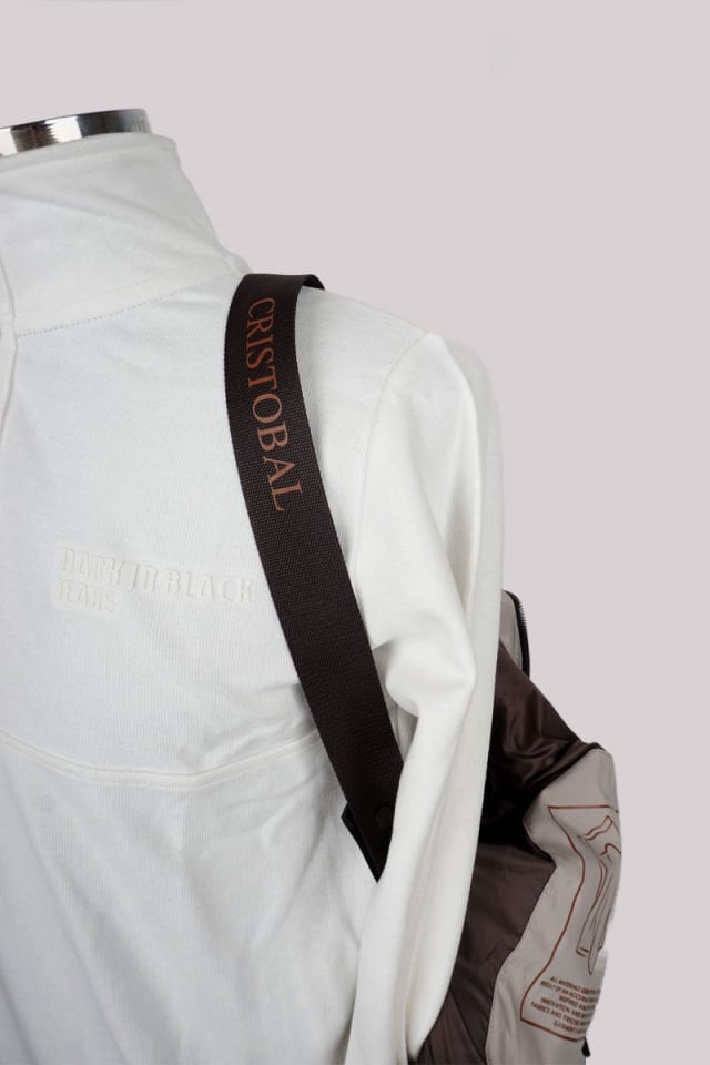 Cristobal Kapitone Mont Bej 1724