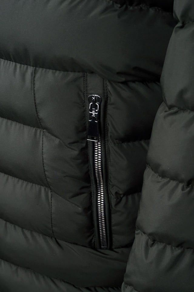 Cristobal Kapitone Mont Haki 1724