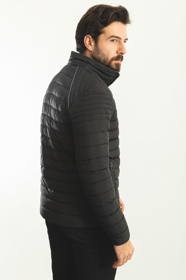Çizgili Siyah Renk Slim Fit Hakim Yaka Şişme Erkek Mont