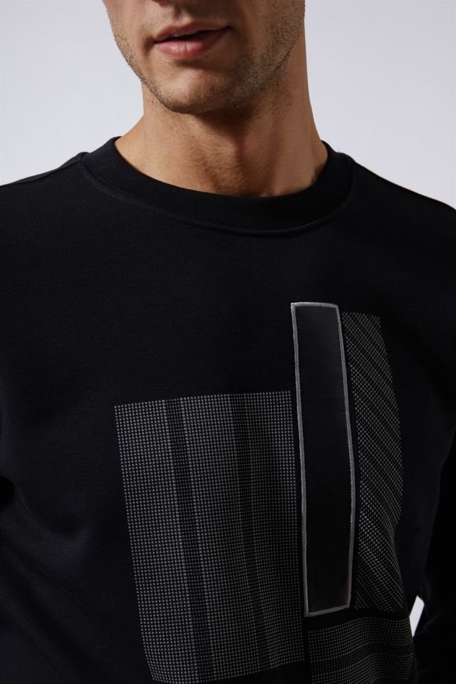 Slim Fit Embroidered Sweatshirt BLACK