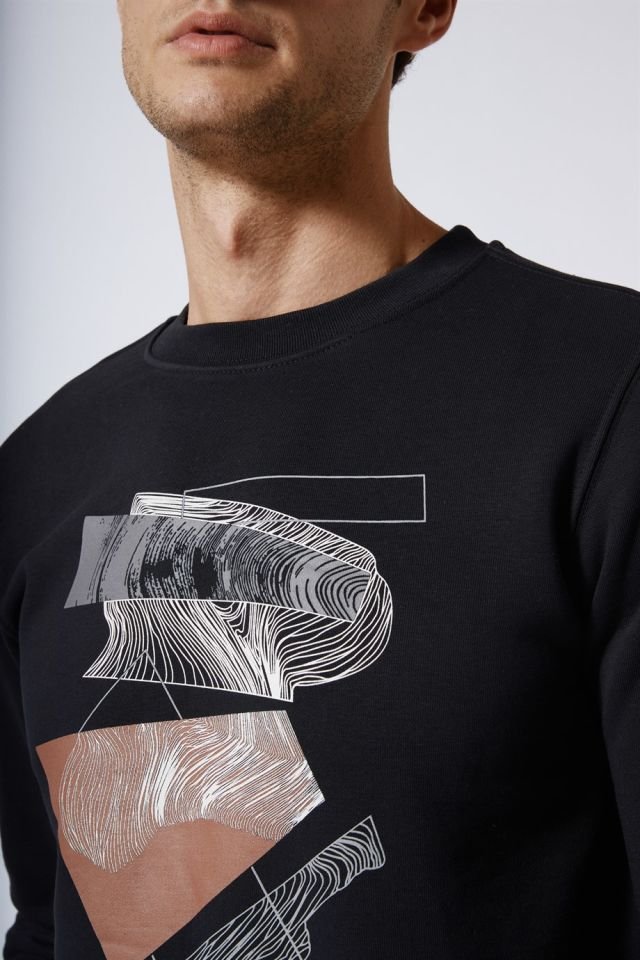 Üzeri Baskılı Slim Fit Basic Sweatshirt Siyah